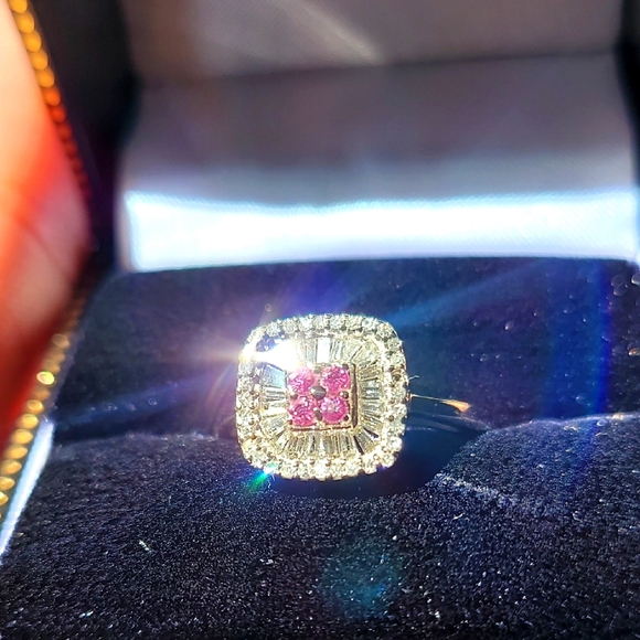 Jewelry - 14k Pink Sappire and Diamond Ring